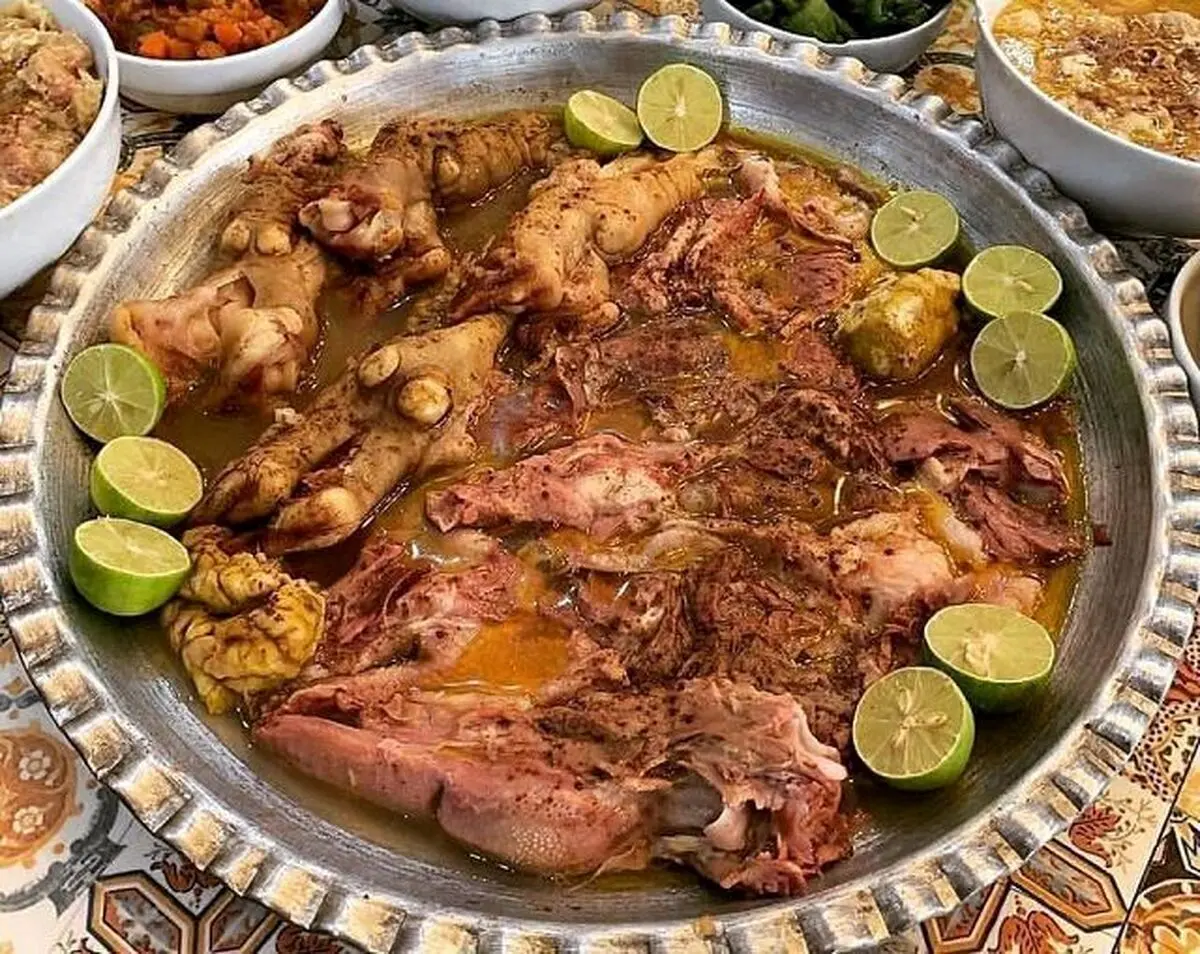 (ویدئو) خوردن ۴ کیلوگرم چلو سیرابی و کله پاچه توسط جوان هندی