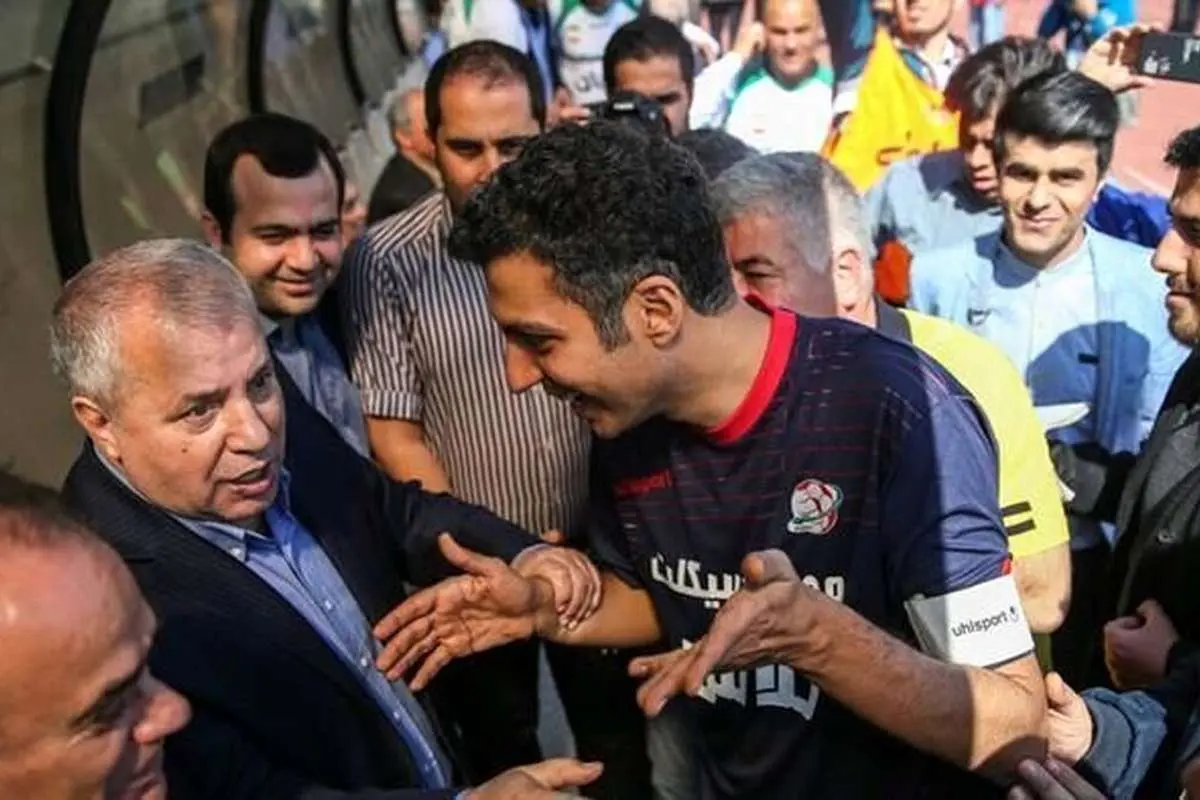 ملاقات شبانه علی پروین با عادل فردوسیپور