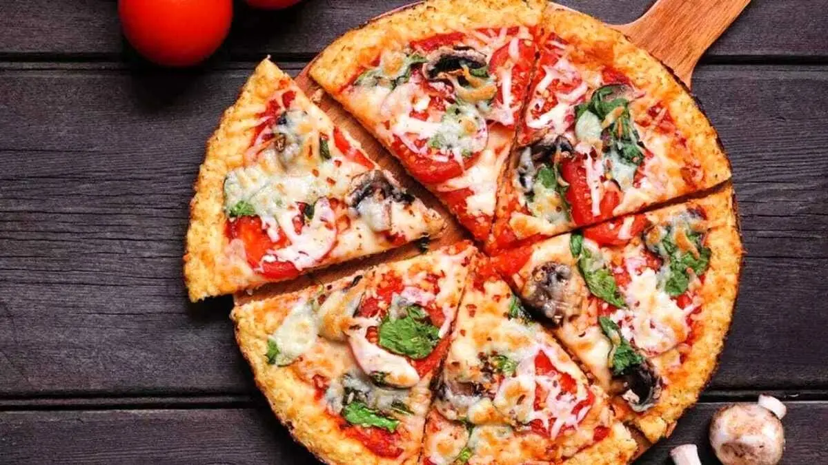 (ویدیو) تبلیغ عجیب و ترسناک یک پیتزا فروشی در نیویورک