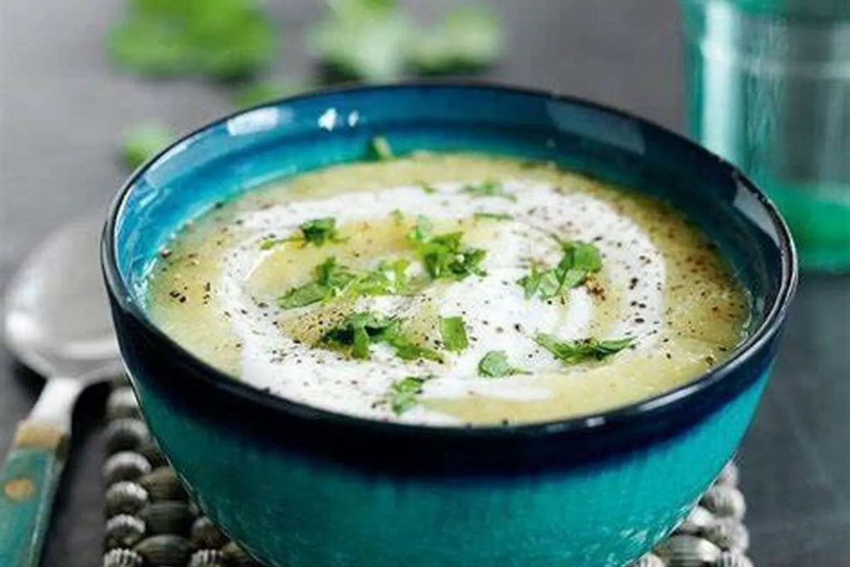 با این سوپ لذیذ یک شب پاییزیِ عاشقانه را رقم بزن!