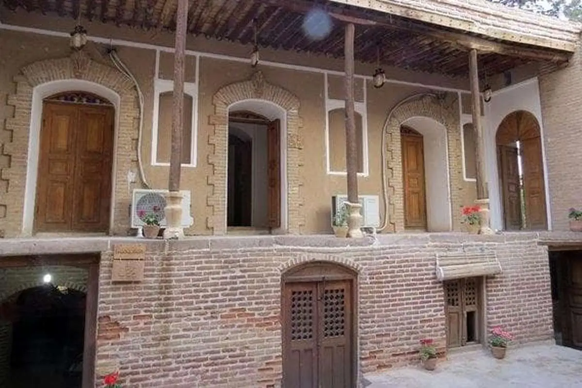 اجاره خانه نقلی کرمان چقدر بودجه می‌خواهد؟