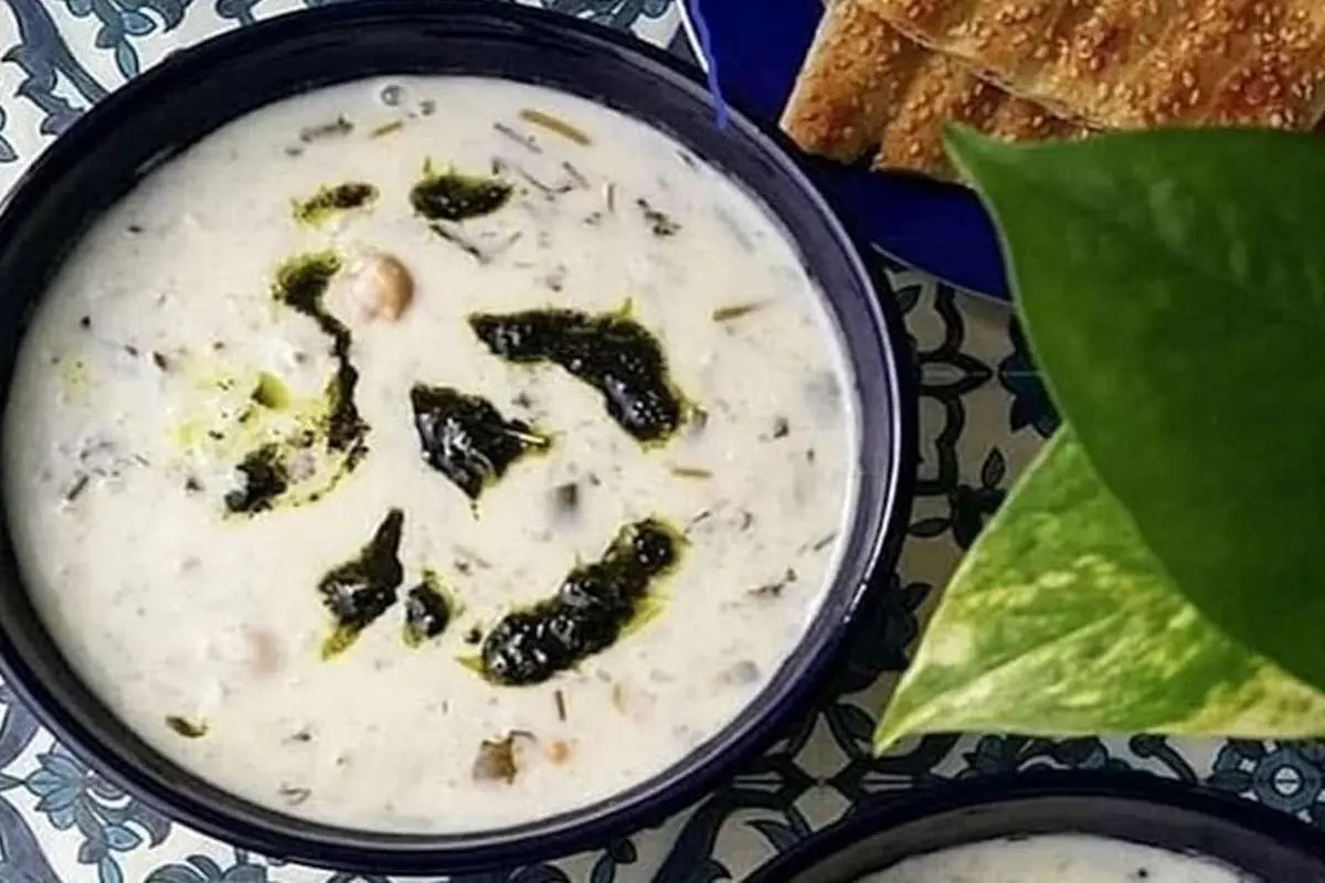 آش دوغ سرعین رو یه عصر پاییزی نوش جان کن!