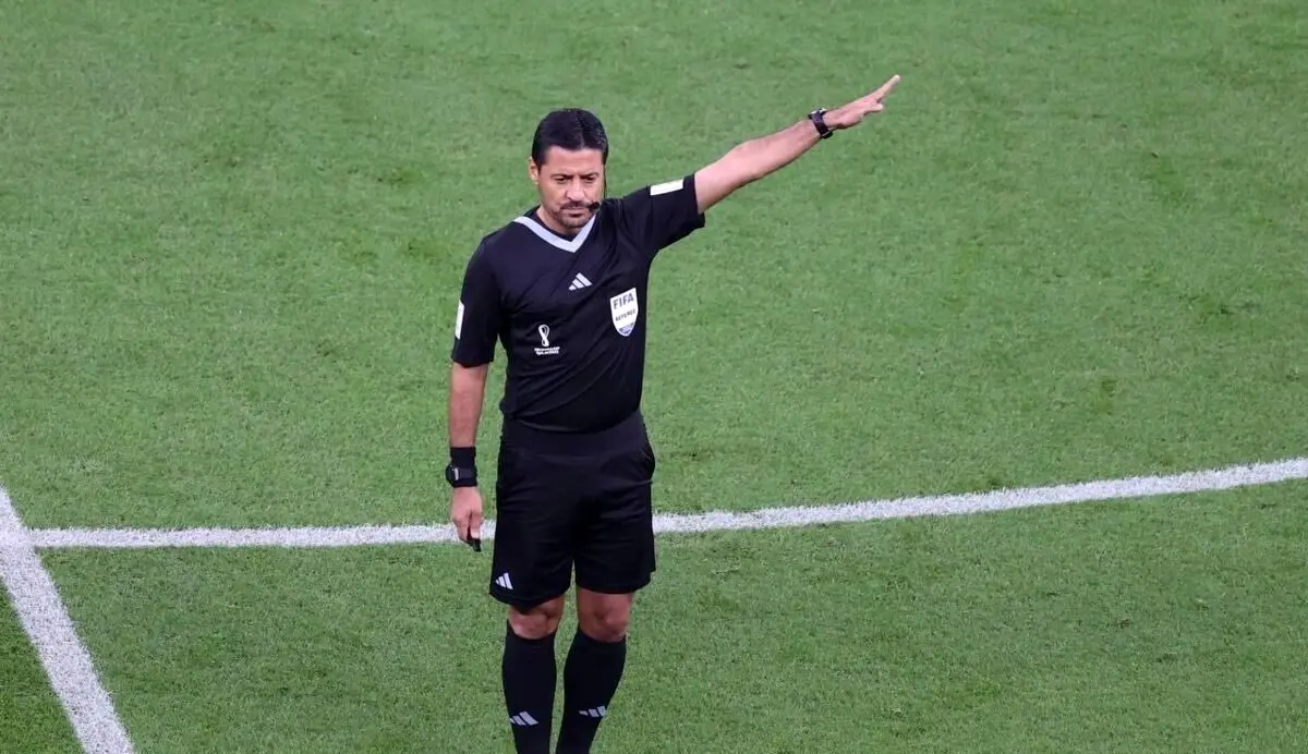 (تصویر) عادل فردوسی‌پور و یک پرسپولیسی در برنامه ویژه فغانی