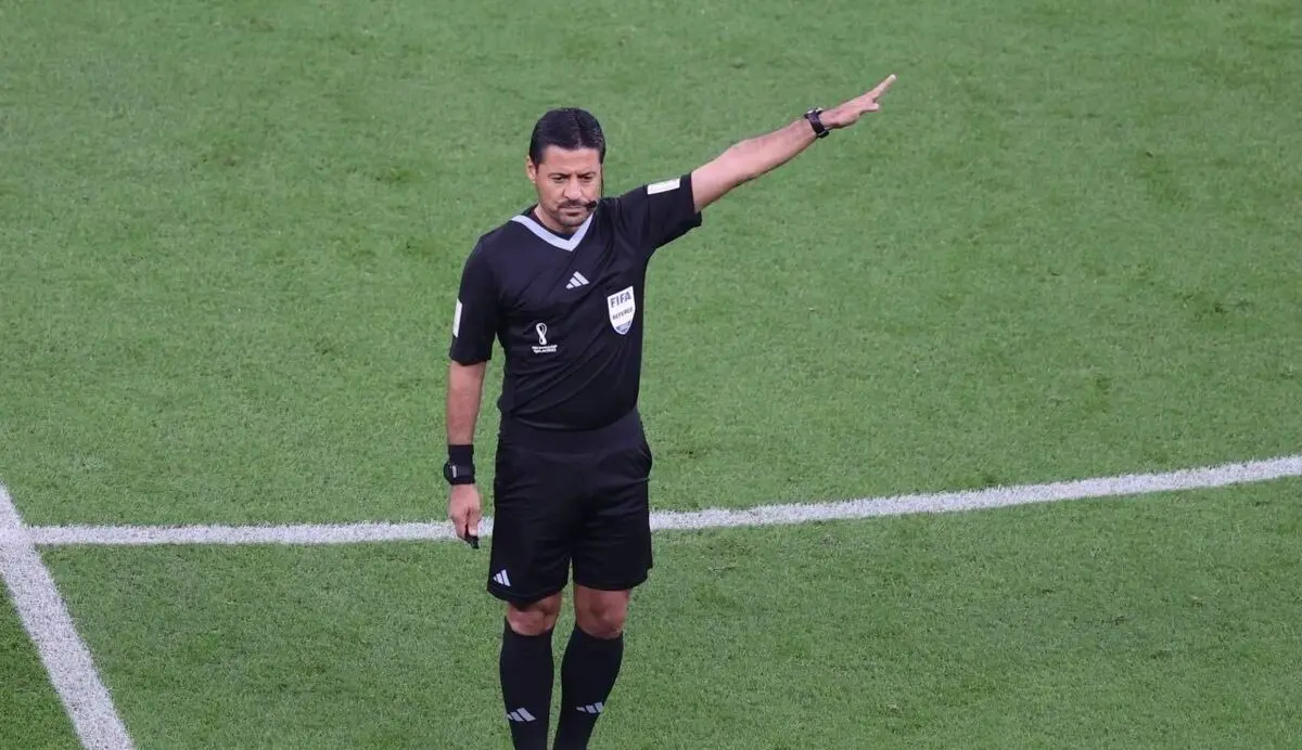 (تصویر) عادل فردوسی‌پور و یک پرسپولیسی در برنامه ویژه فغانی