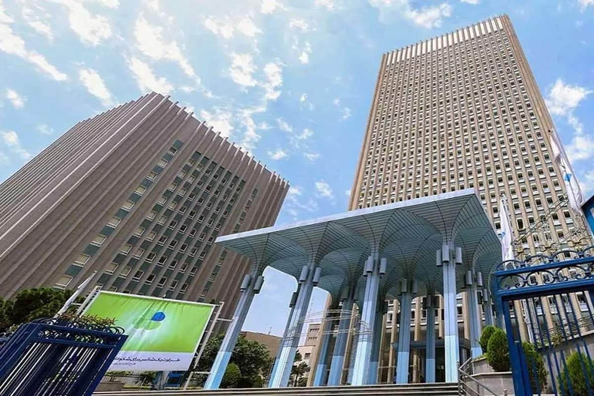 معاون مالی بانک: سهامداران برای بهرهمندی از سود سهمی قابل توجه «وبصادر» تا پایان سال شکیبا باشند
