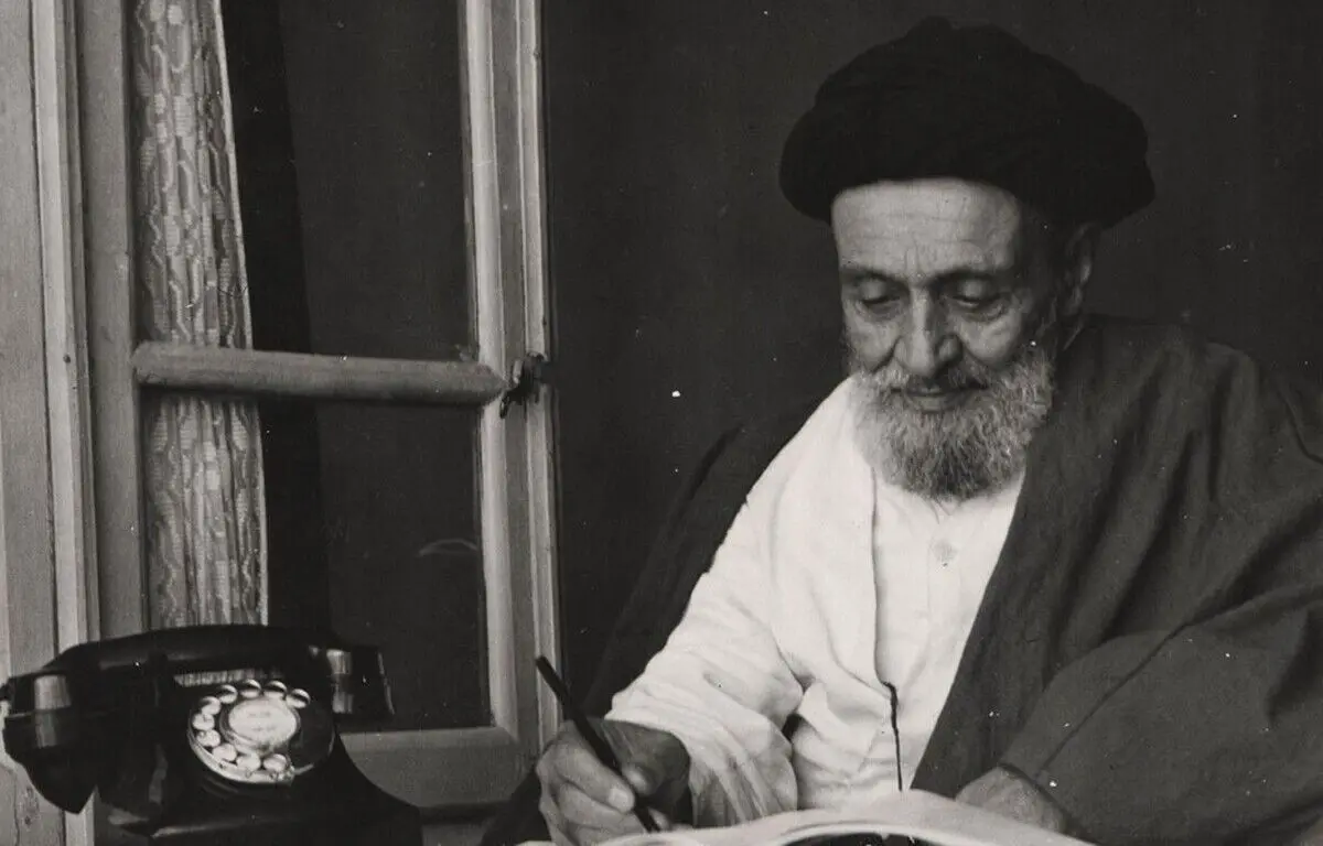 آیت‌الله کاشانی در مجلس عزاداری شعبان بی‌مخ!