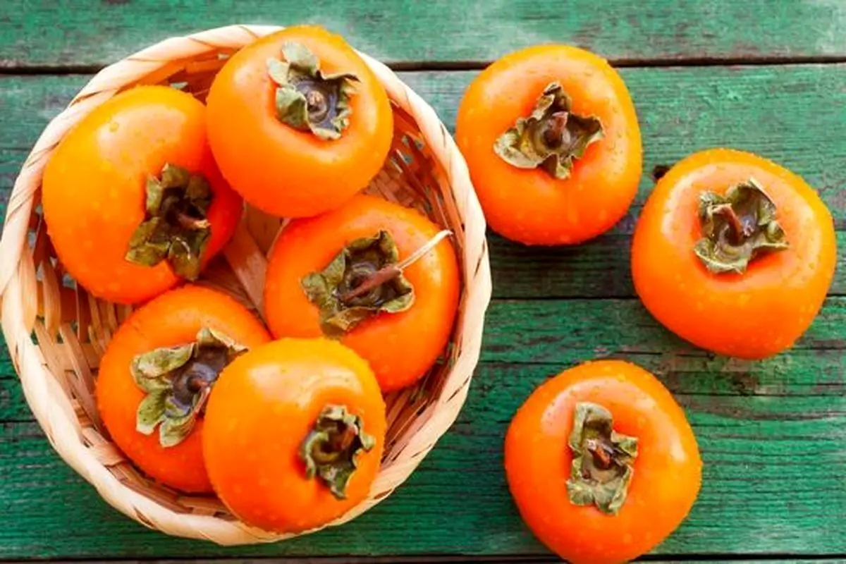 خواص پنهان خرمالو برای کبد و بیماران کبدی