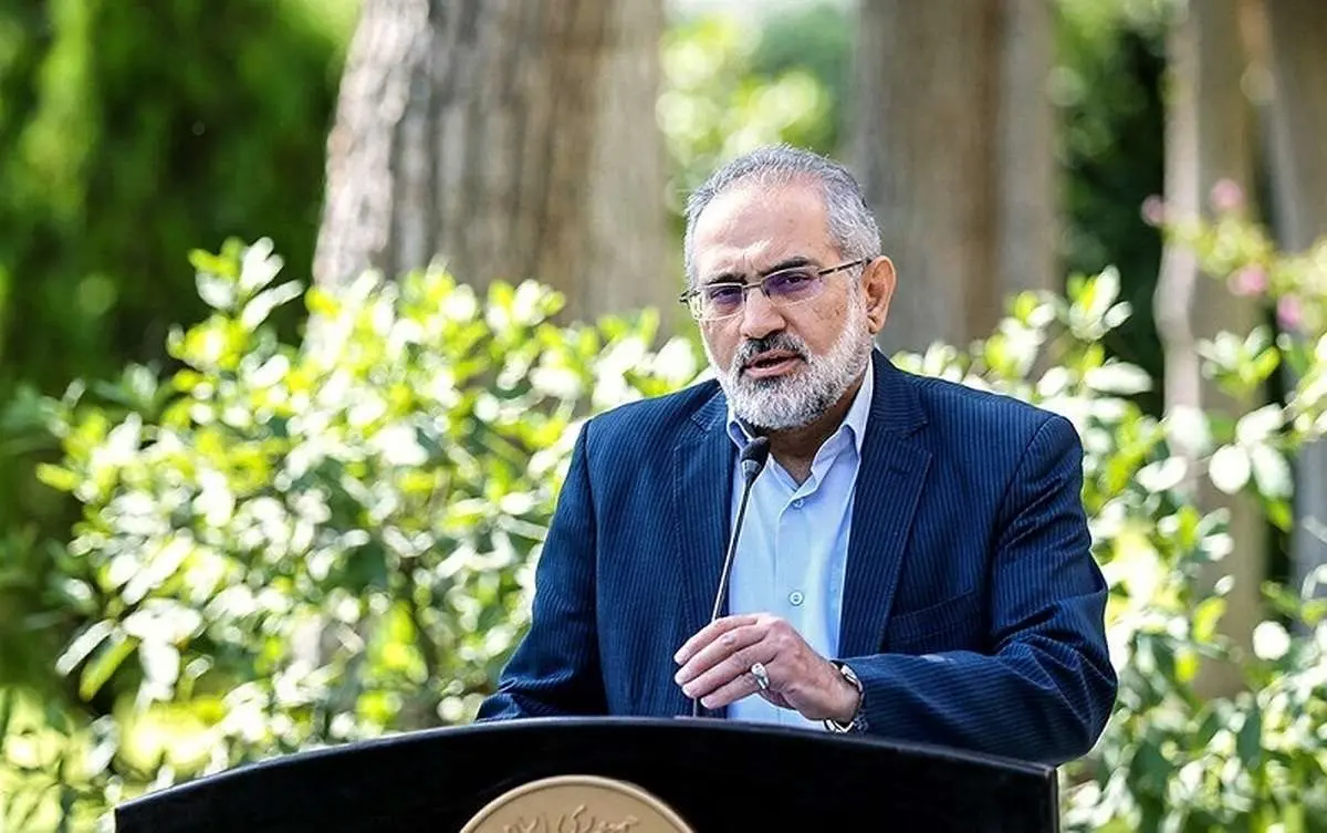 عزل ضرغامی جدی است؟ /معاون رئیسی: استیضاح وزیر آموزش و پرورش جدی نیست
