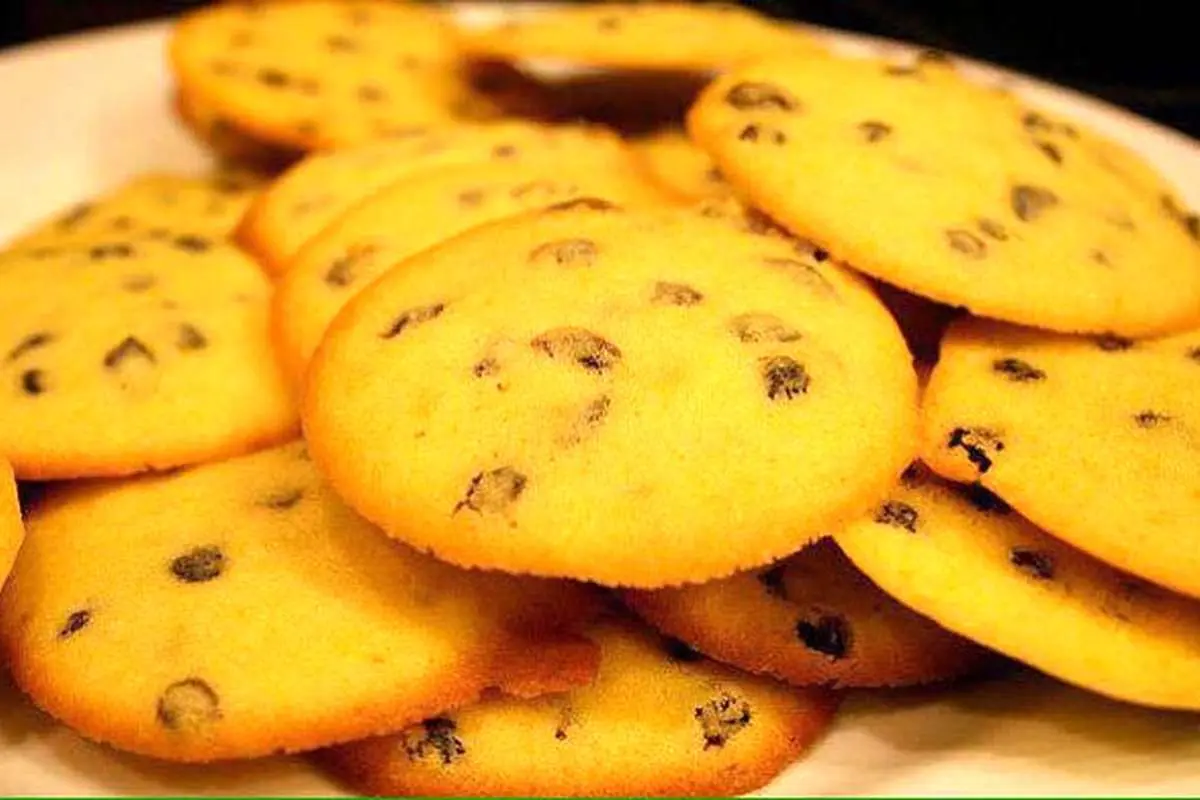 طرز تهیه شیرینی کشمشی با روغن جامد مثل قنادی و نان فانتزی