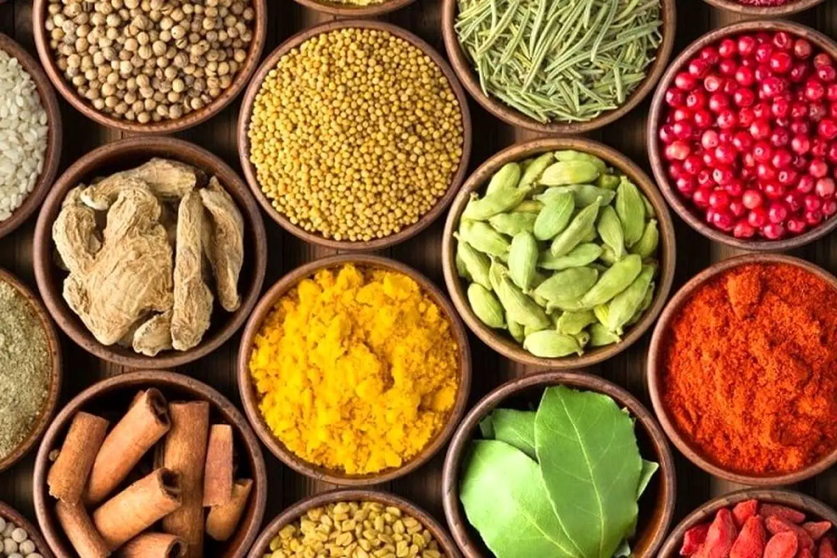 ادویه پلویی چیست؟ بهترین ادویه‌ها + ترکیبات و طرز تهیه