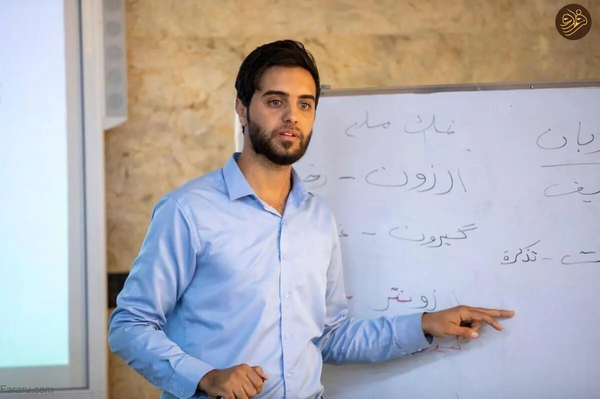 (عکس) آموزش زبان فارسی به پرسنل حرم حضرت عباس(ع)
