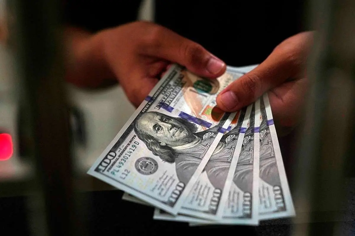۴ پیشبینی مهم از قیمت دلار
