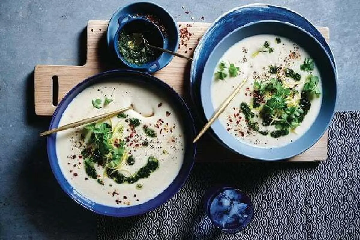 طرز تهیه سوپ جو با شیر خوشمزه و مجلسی + راز‌های خوشمزگی