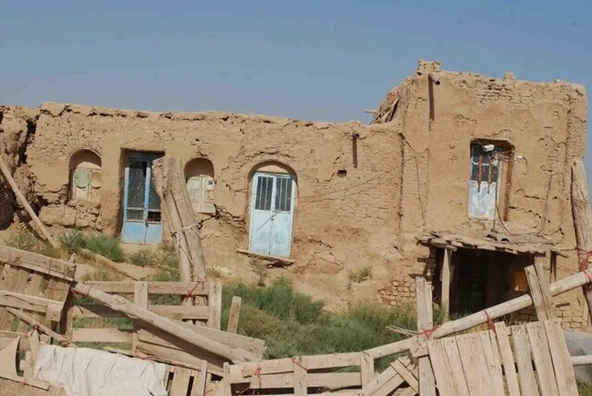 (عکس) تخریب تدریجی یک روستای قاجاری در قزوین