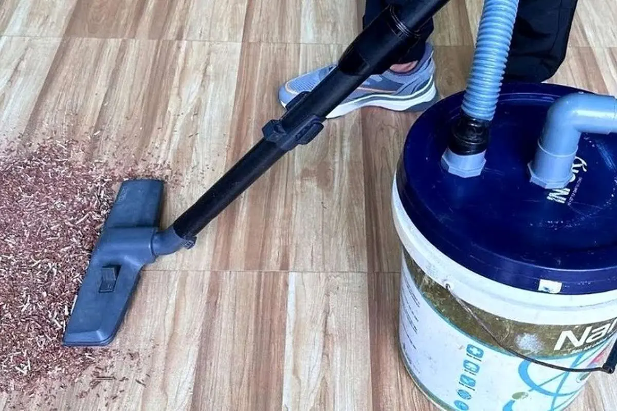 (ویدئو) با یک سطل رنگ به راحتی جاروبرقی بسازید!
