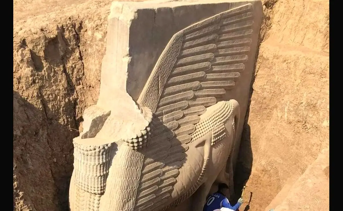 (عکس) کشف یک پیکره سه متری شگفت‌انگیز در عراق