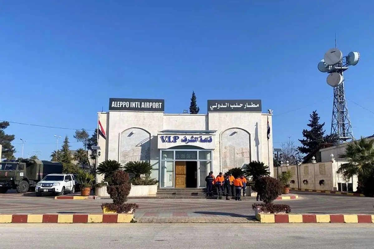 ارتش اسرائیل باند فرودگاه حلب را بمباران کرد/ مقابله پدافند هوایی سوریه