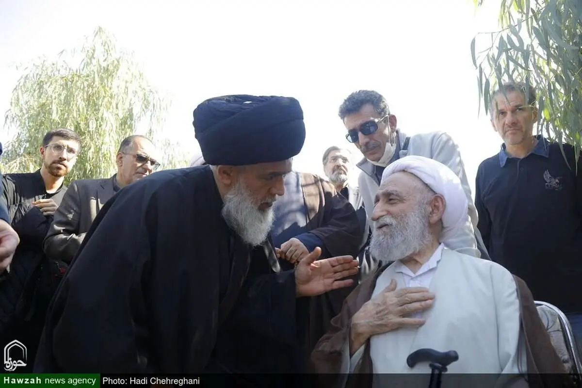 (تصاویر) مراسم تشییع پیکر فرزند آیت الله استادی