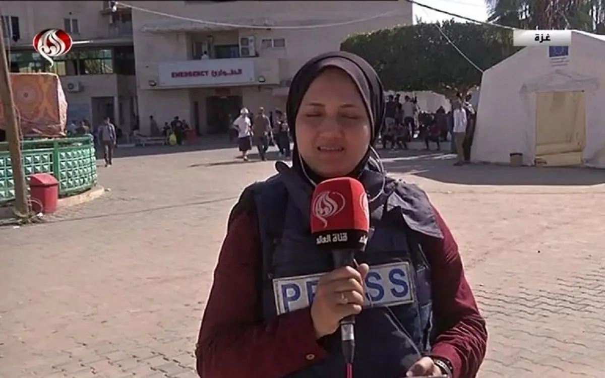 (ویدئو) لحظه بیهوش‌شدن خبرنگار العالم در غزه هنگام پخش زنده