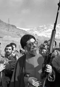 عکس‌های منتشر نشده‌ای از رهبر انقلاب