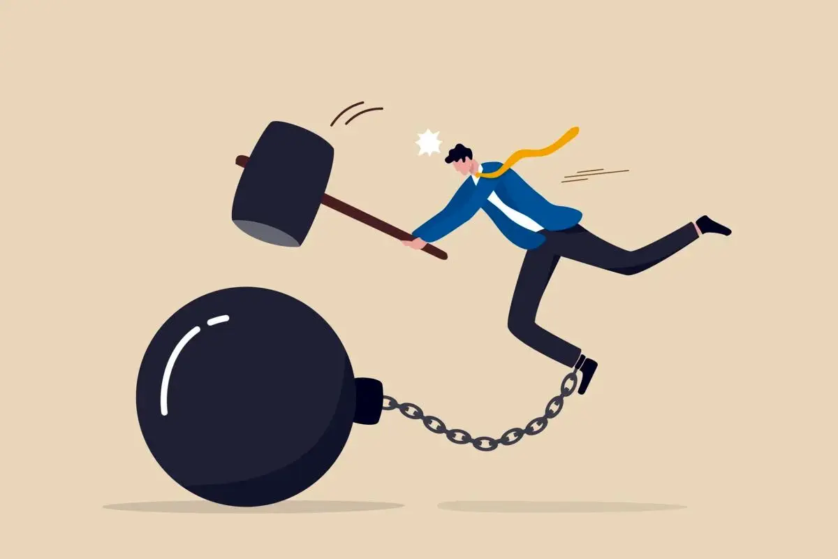 ۶ عادتی که باعث می‌شود فقط نوک بینی‌تان را ببینید و درجا بزنید