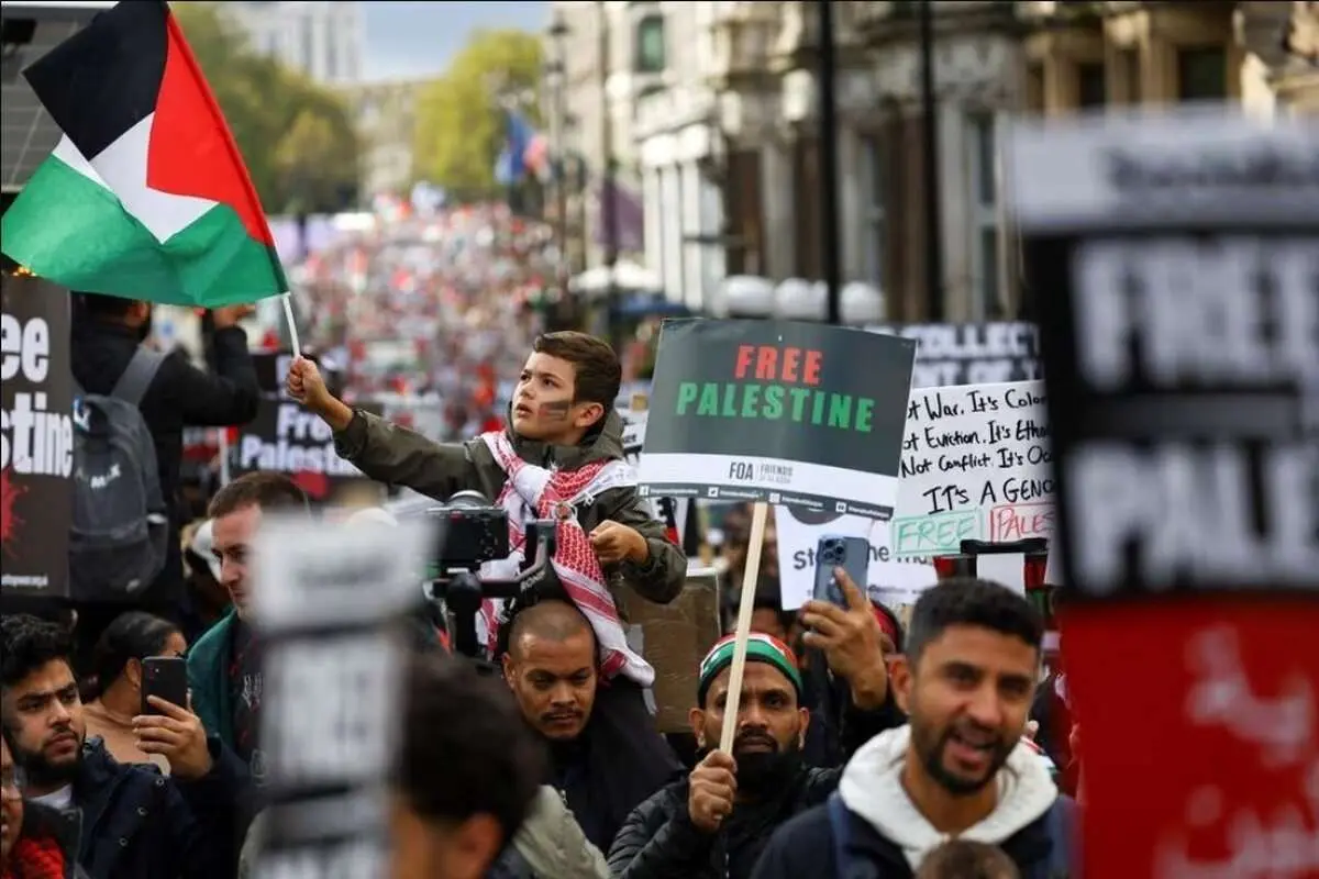 (ویدیو) تظاهرات گسترده ساکنان لندن در حمایت از فلسطینیان