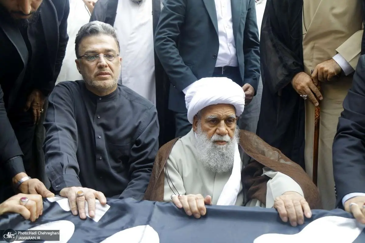 (تصاویر) تشییع پیکر همسر آیت الله محفوظی
