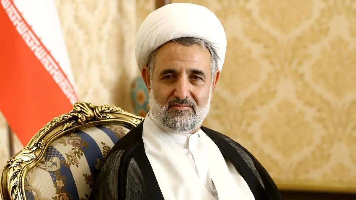 نماینده آتش‌زننده برجام به سفر خارجی رفت
