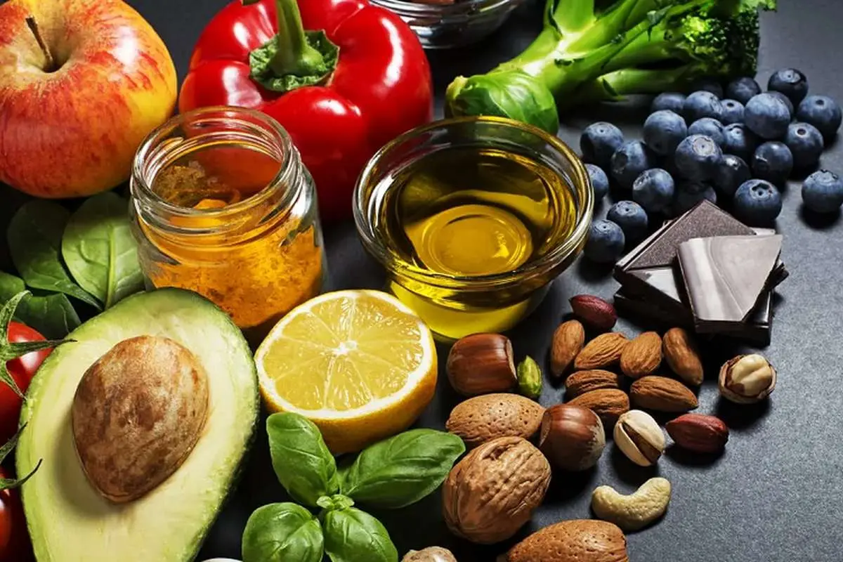 خوراکیهای مفید برای تقویت بینایی که باید به رژیم غذایی اضافه کنید