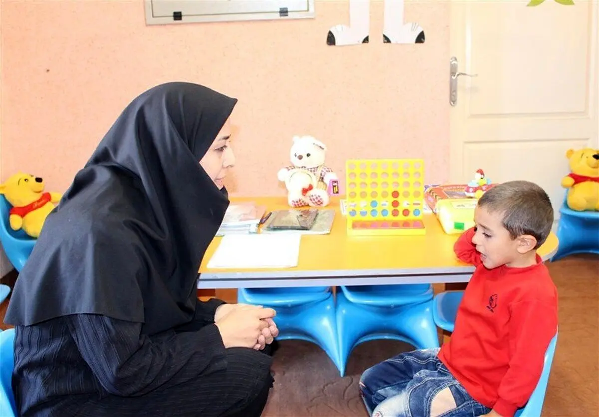 عوامل و نحوه درمان لکنت زبان
