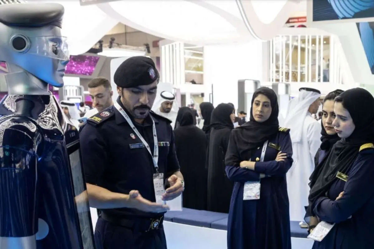ربات جدید فرودگاه ابوظبی، زبان بدن را میخواند
