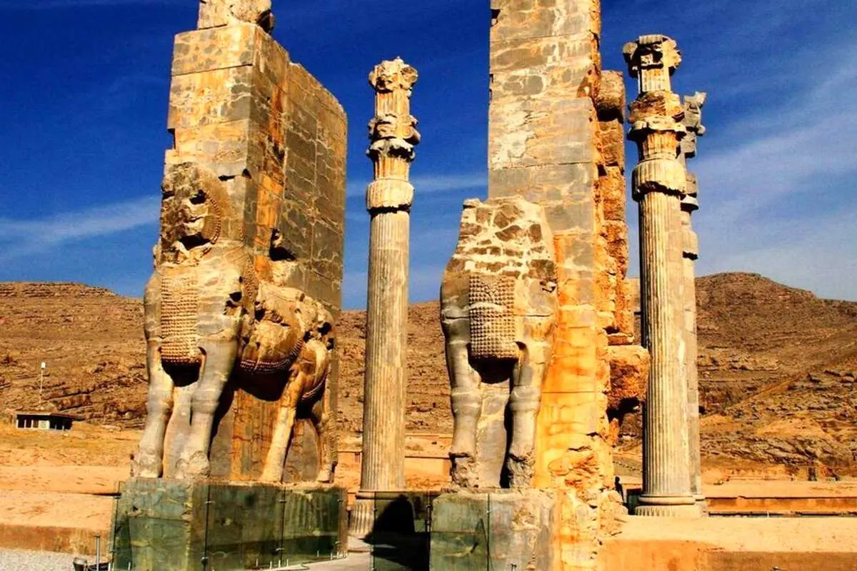 تاریخ ایران بیش از ۱۴ هزار سال است نه ۲۵۰۰ سال!