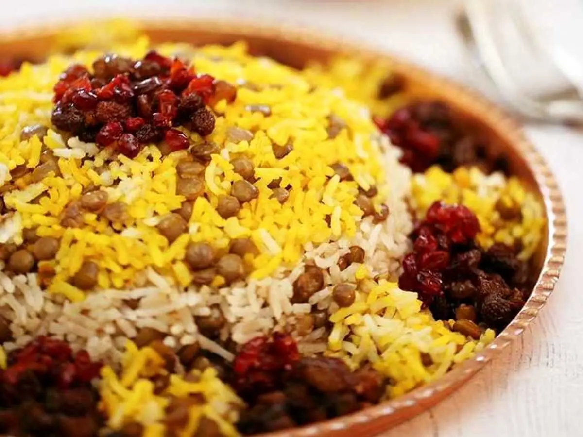 طرز تهیه عدس پلو با گوشت تکه‌ای