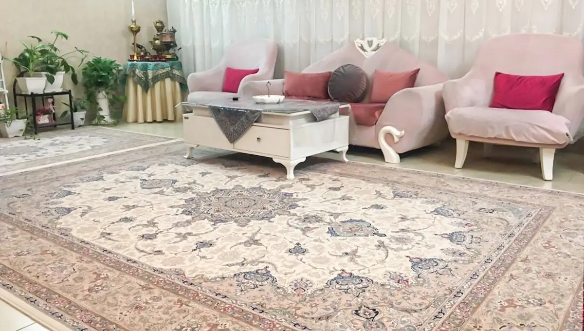 ۴ ترفند از بین بردن جای مبل روی فرش و موکت
