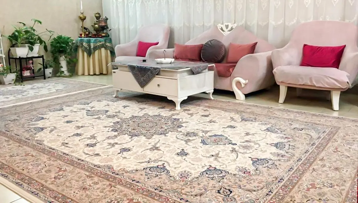 ۴ ترفند از بین بردن جای مبل روی فرش و موکت
