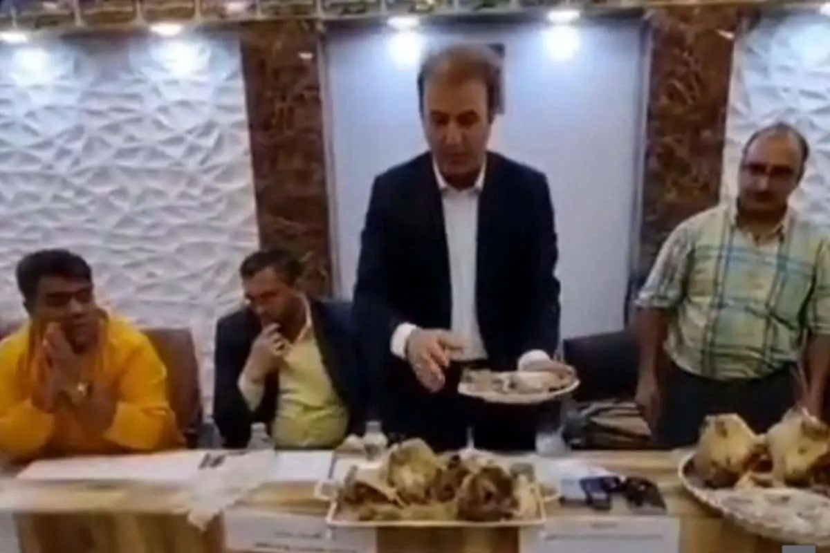 کله و پاچه در کنفرانس خبری!