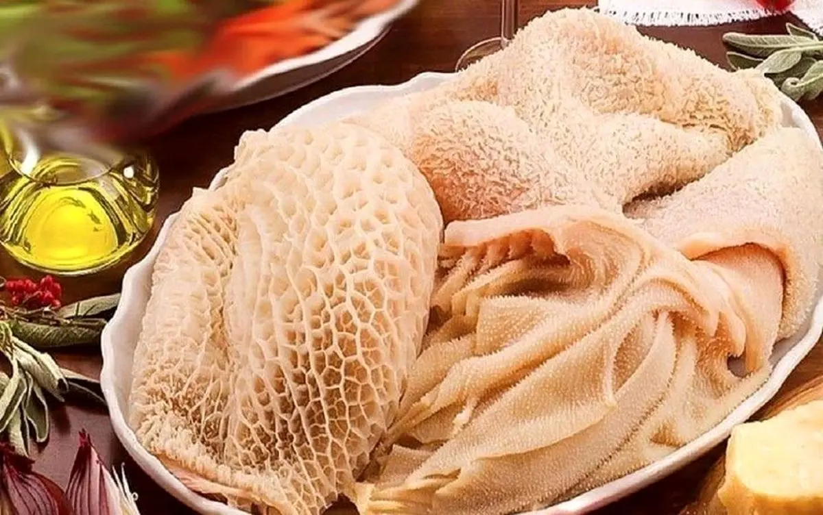 (ویدئو) ترفند جالب و دیدنی کدبانوی اماراتی برای پاک کردن سیرابی گوسفند