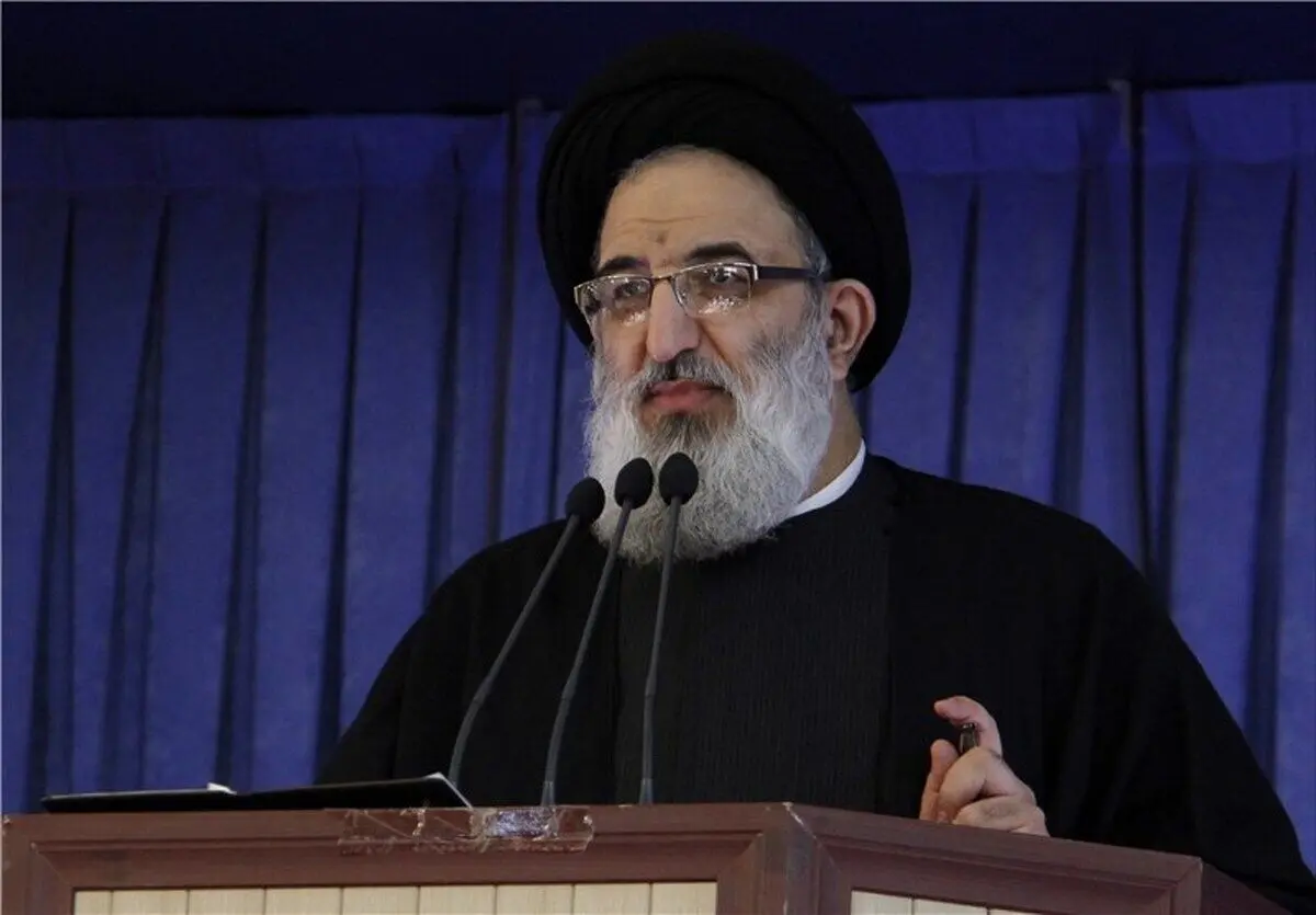 امام جمعه کرج: اگر شعار «مرگ بر آمریکا» را از ما بگیرند، نفوذ بین المللی خود را از دست می‌دهیم