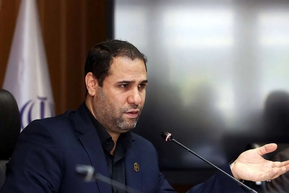 آقای وزیر لااقل در جوار حرم امام رضا حرفهای خلاف واقع نمیگفتید