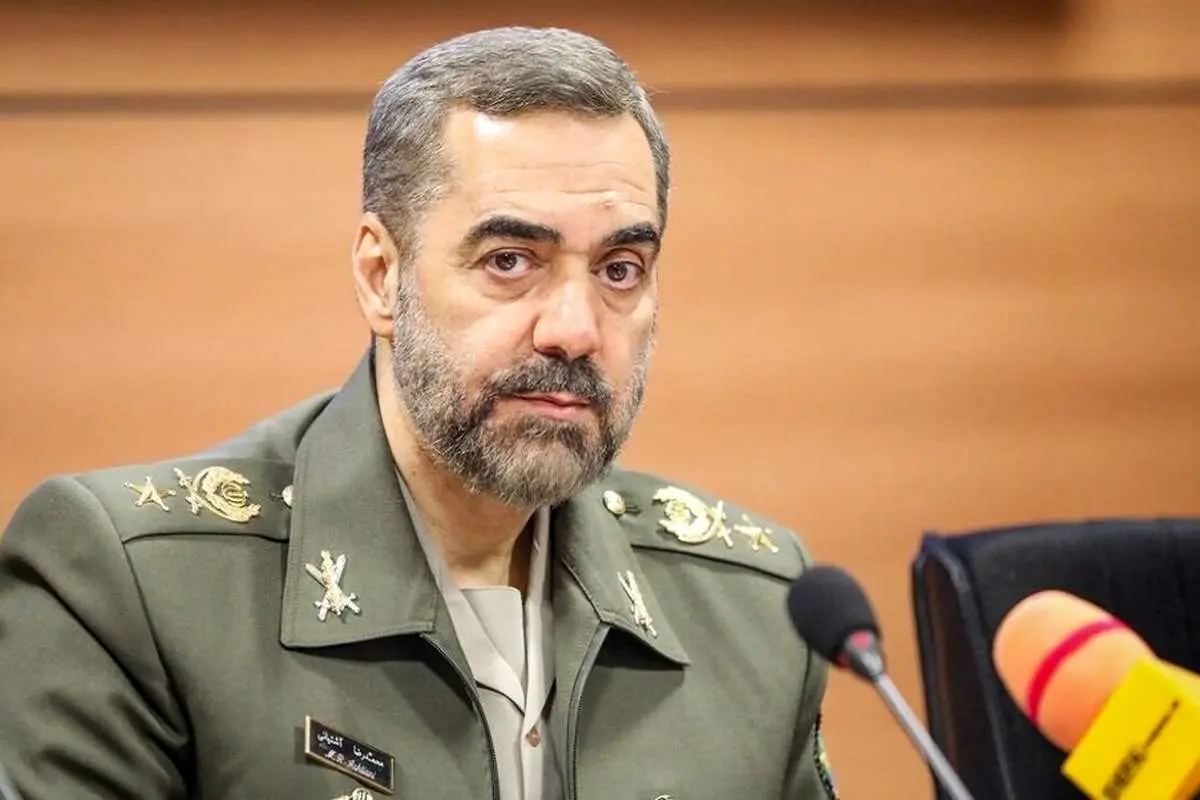 وزیر دفاع: آمریکا با ارسال پیام به کشور‌های مختلف به دنبال خروج از مهلکه غزه است