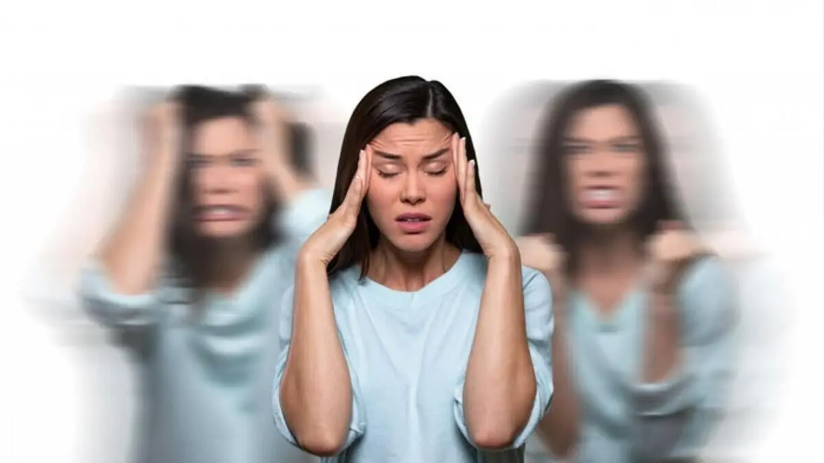 شنیدن دستور زبان اشتباه باعث ایجاد علائم فیزیکی اضطراب می‌شود