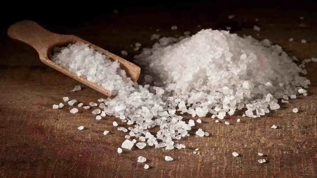 چگونه مصرف نمک زیاد موجب ابتلا به دیابت می‌شود؟