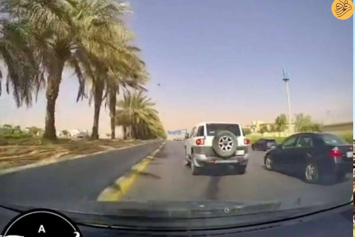 (ویدئو) لحظه چپ شدن یک جیب در بزرگراه