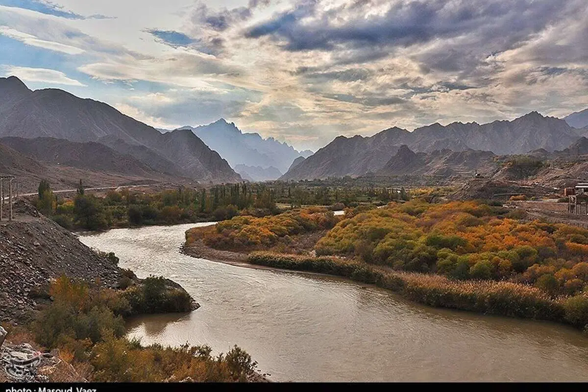 (تصاویر) طبیعت پاییزی رود ارس