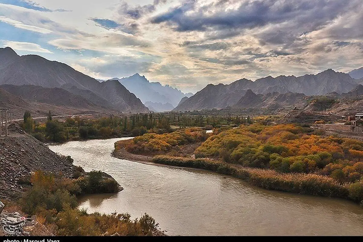 (تصاویر) طبیعت پاییزی رود ارس