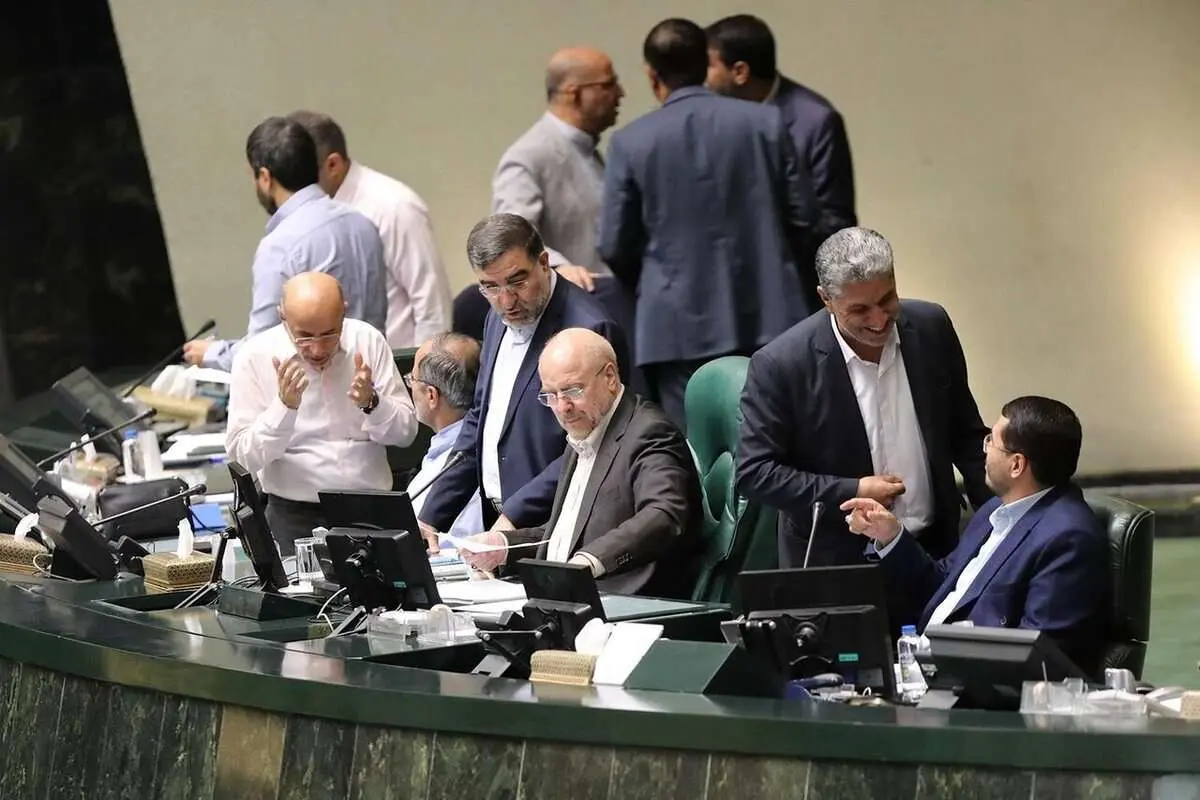 آتش زننده برجام ردصلاحیت شد، حامی لایحه حجاب تایید صلاحیت