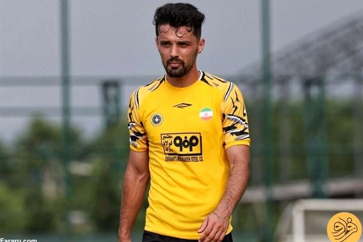 (عکس) کری‌خوانی معکوس نورافکن برای پرسپولیس!