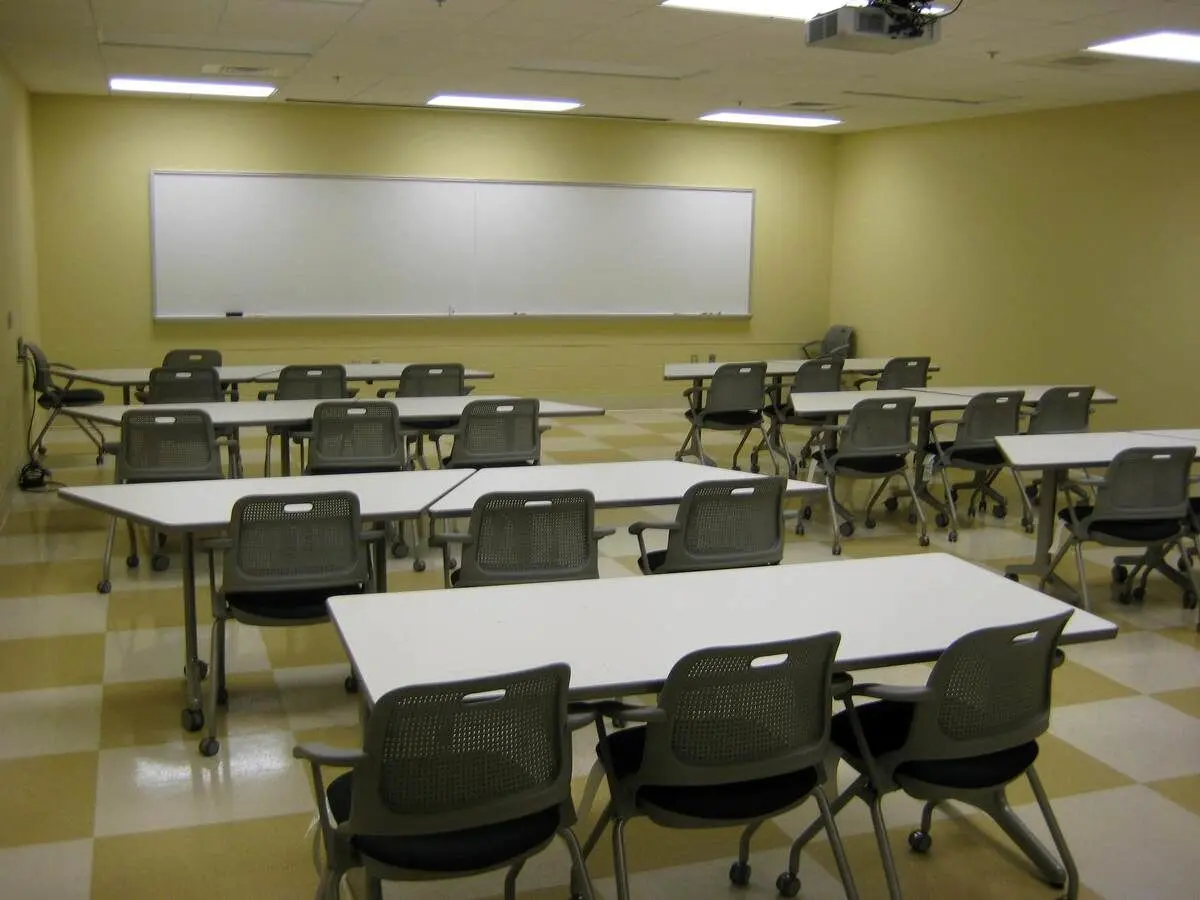 حذف ۳۷۰۰ رشته علمی کاربردی