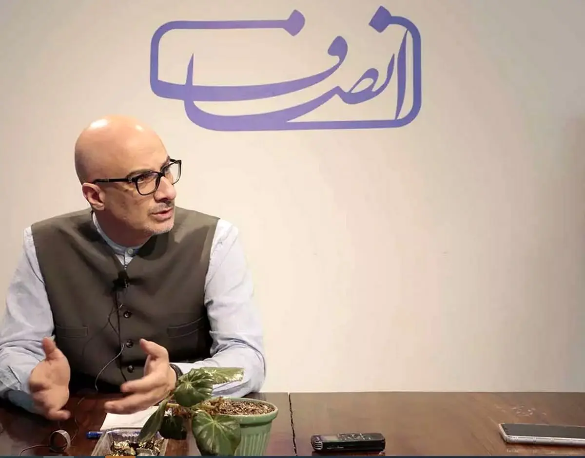 صدا و سیما عذرخواهی کند