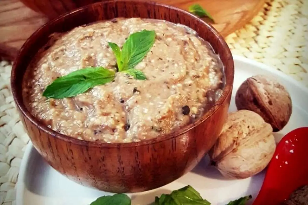 طرز تهیه کال کباب رشتی؛ غذایی با طعم بادمجان دودی